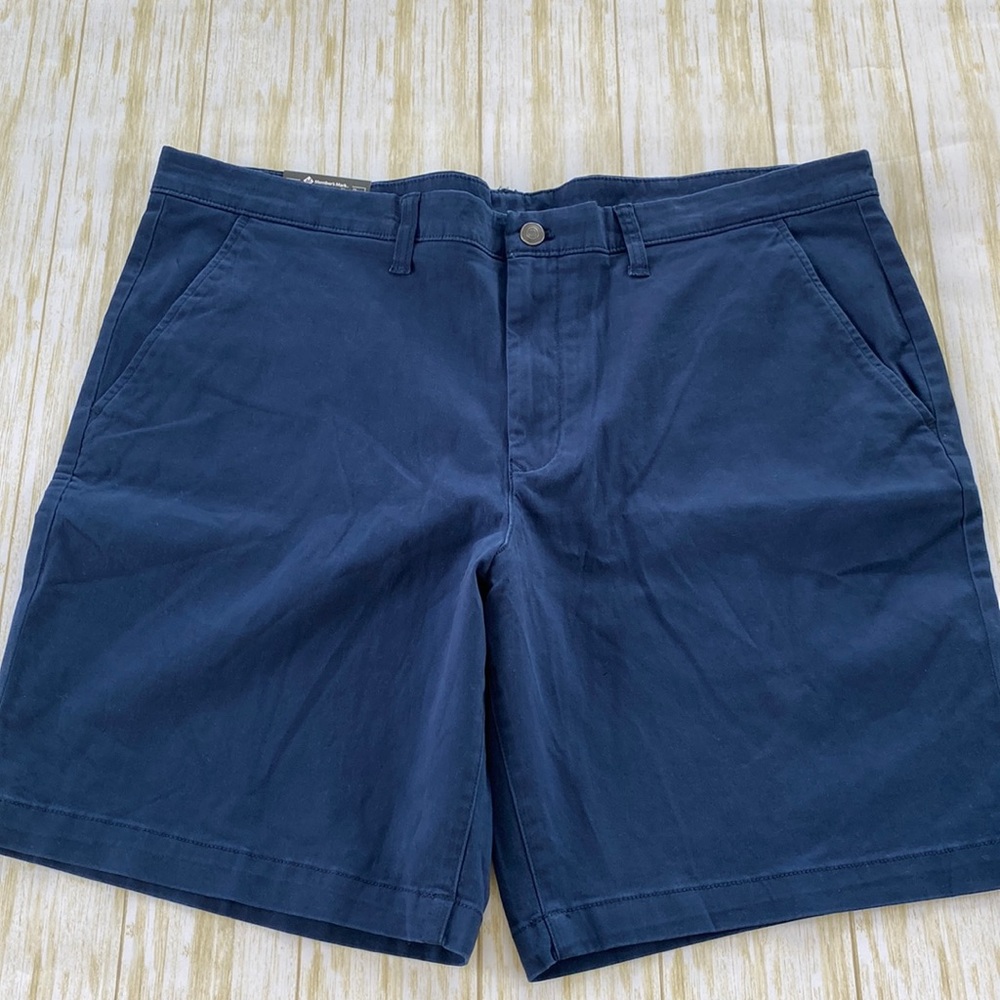 Men’s flat front shorts